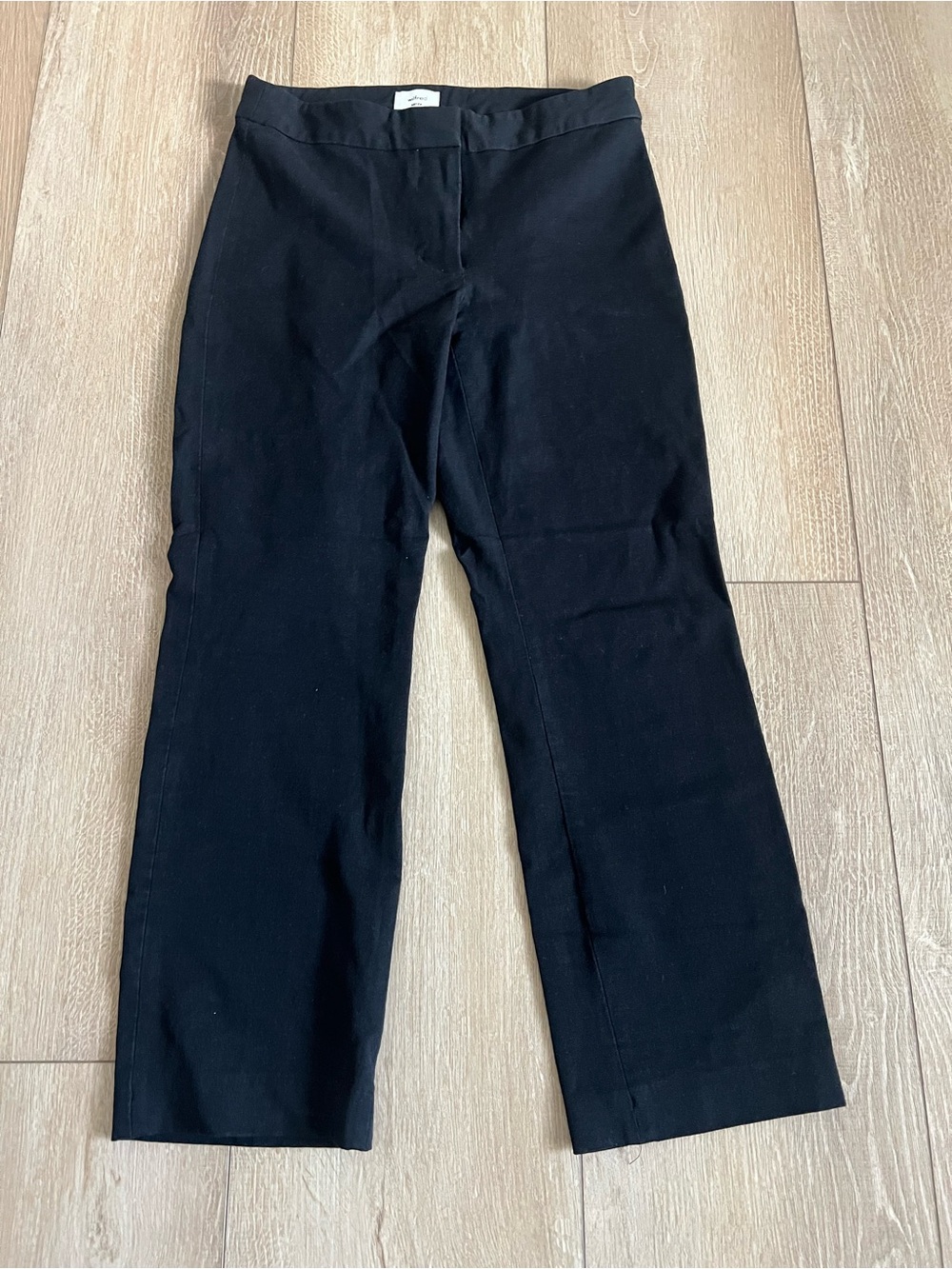 Wilfred Black Cropped Straight-Leg women’s Dress Pants size 4
